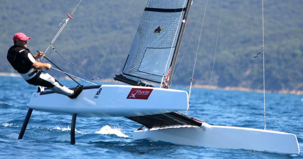 Corsi e lezioni di Vela navigazione in Catamarano per adulti e bambini