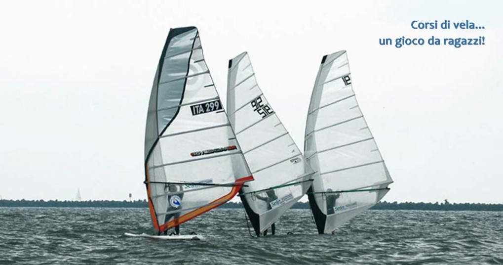 Corsi Vela Corsi Windsurf per adulti e bambini Corsi Kitesurf Catamarano Optimist Canoa